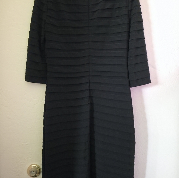 Adrianna Papell Size Large Black Elegant V-Neck Dress - Picture 2 of 5